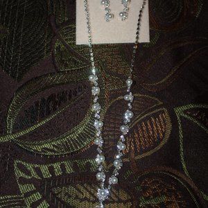 Wedding earrings and neclace